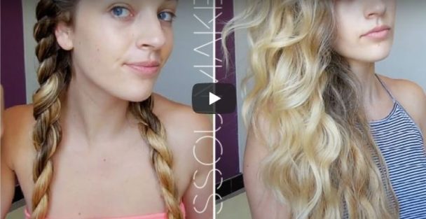 Boucles naturelles : des cheveux ondulés au réveil avec cette astuce