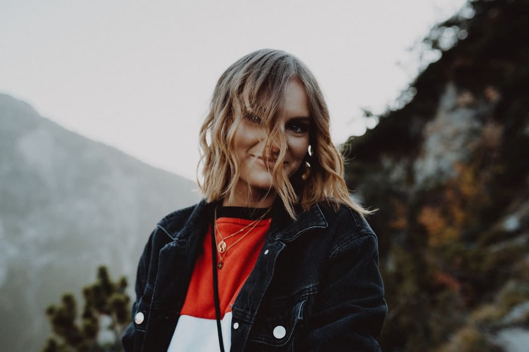 cheveux blonds éclaircir couleur naturelle