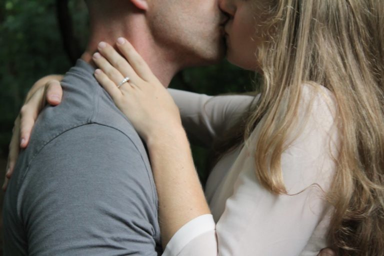 french kiss réussi bien embrasser