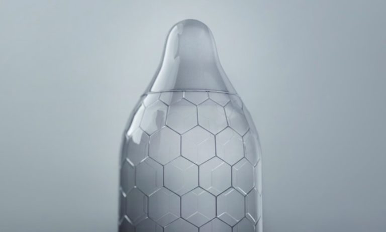 préservatif du futur lelo hex