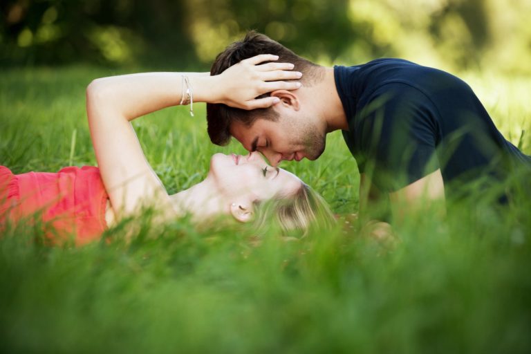 Réaliser un fantasme : 13 scénarios coquins plus ou moins réalisables