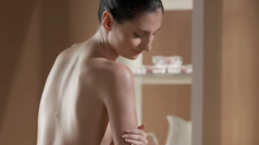 femme frigide masturbation se masturber être à l'aise toute nue