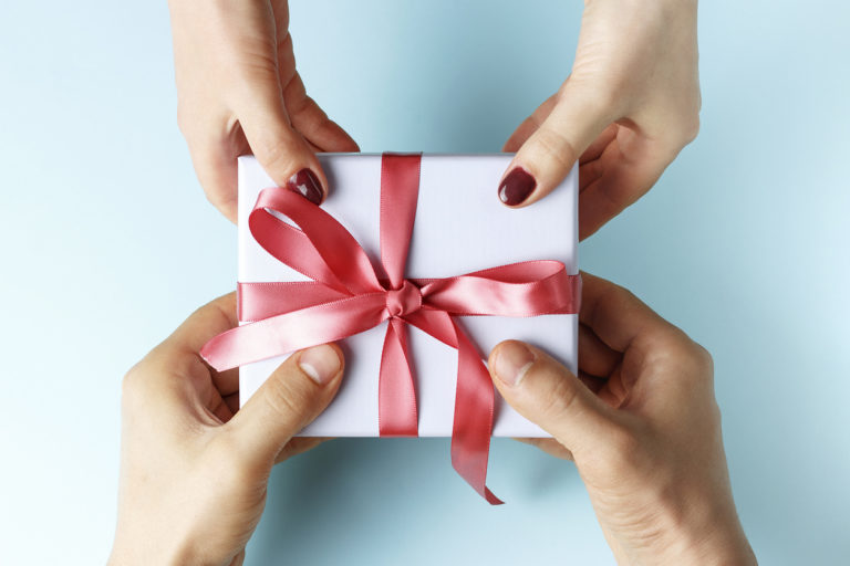cadeau utile Noël femme offrir homme couple