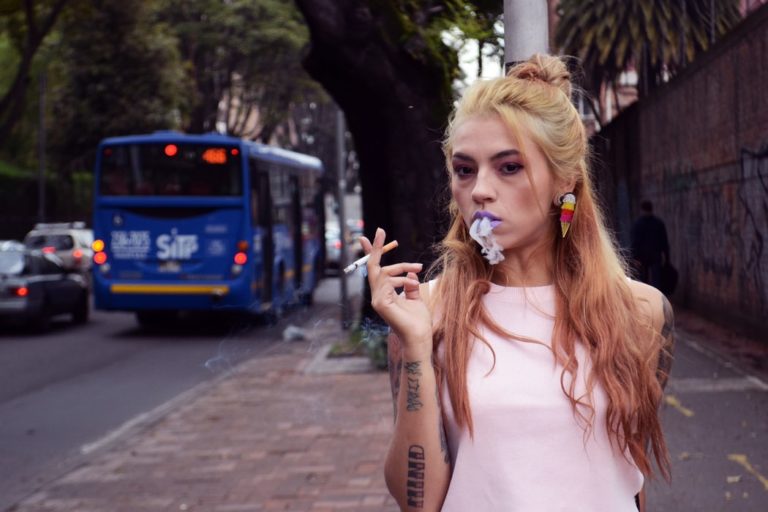 cigarette fumer rue femme santé effets tabac