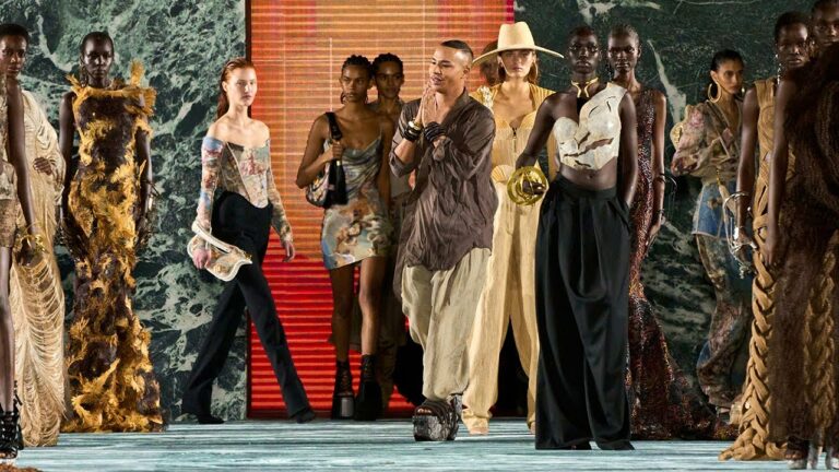 défilé mode Balmain mannequins