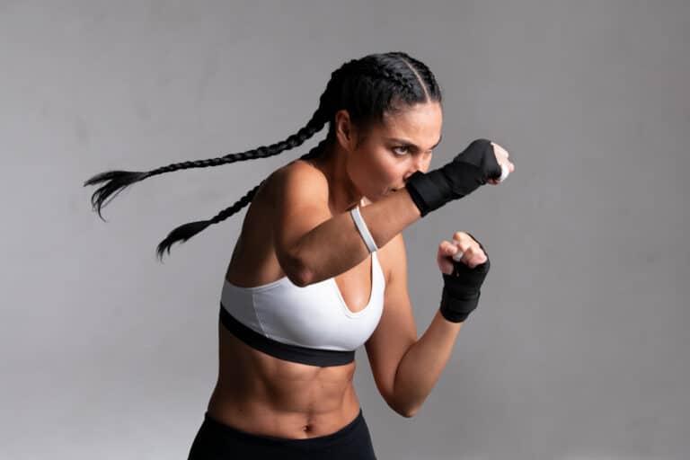 femme boxer boxeuse sports de combat art martial