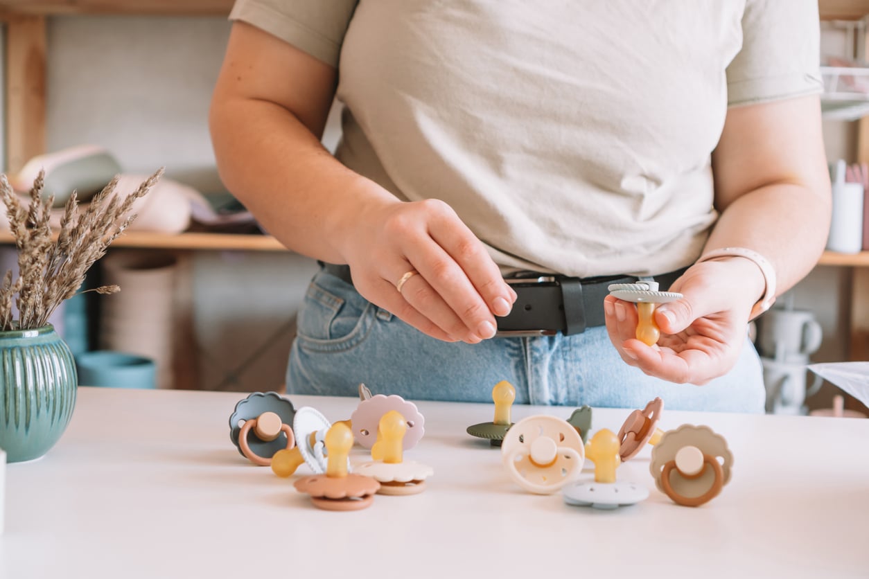 astuces parents tétine enfant bébé maman