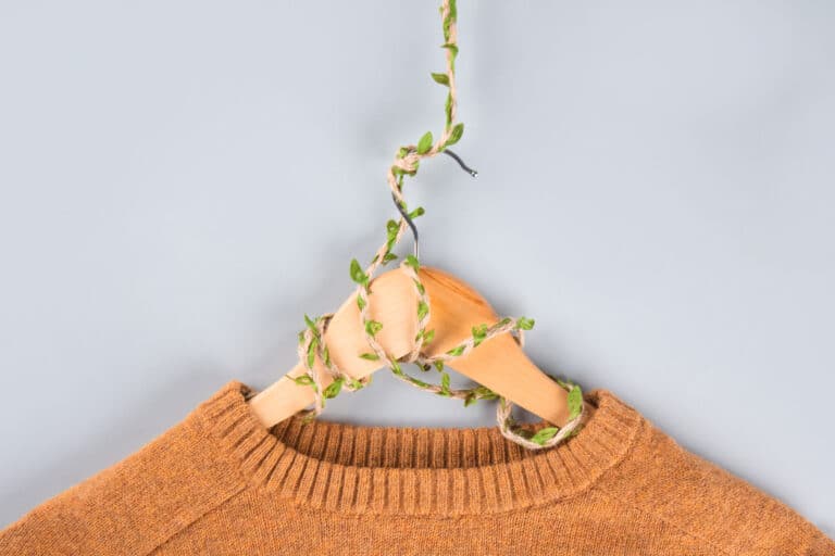 pull cintre vêtement écologique mode durable green