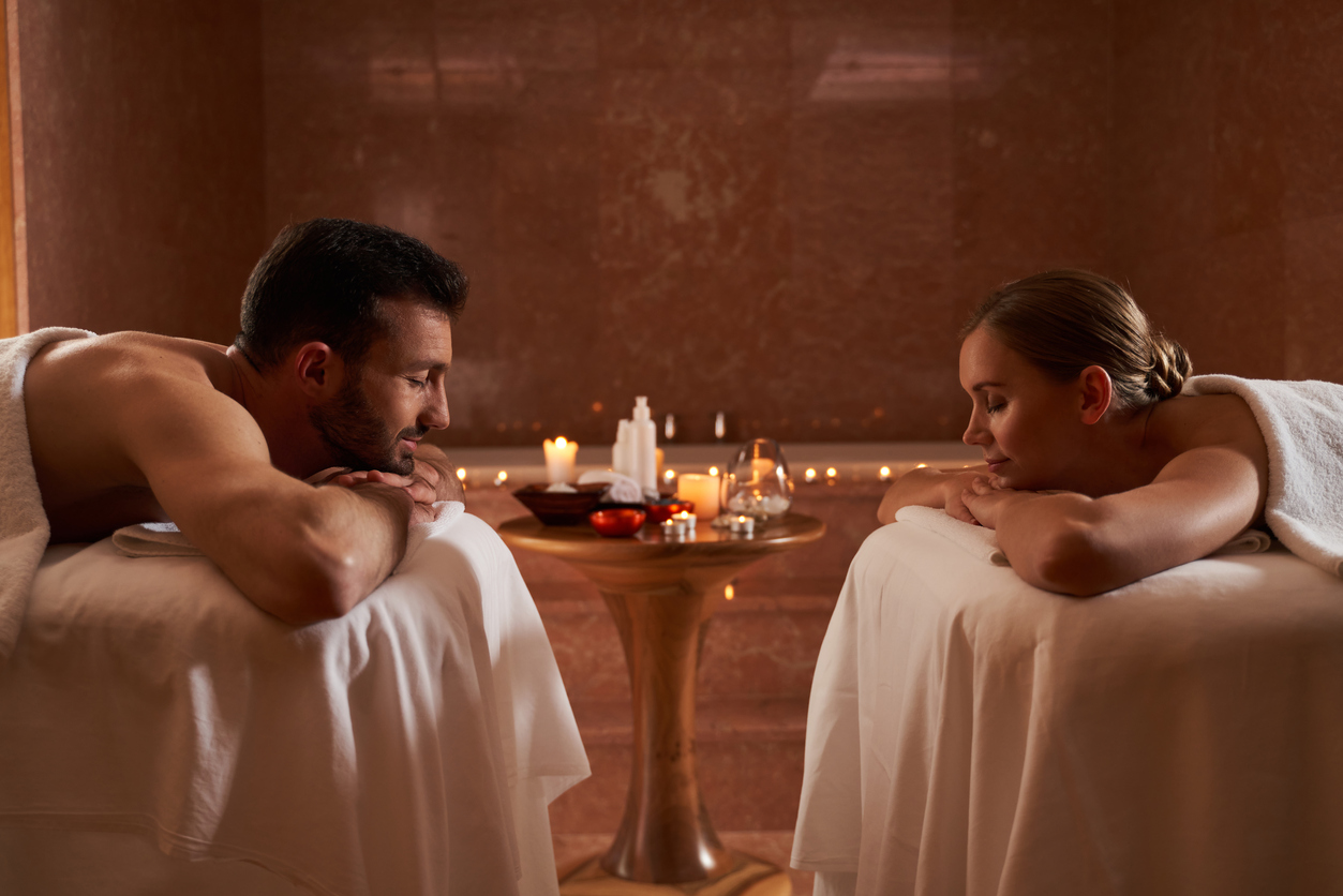 spa romantique duo en couple moment détente