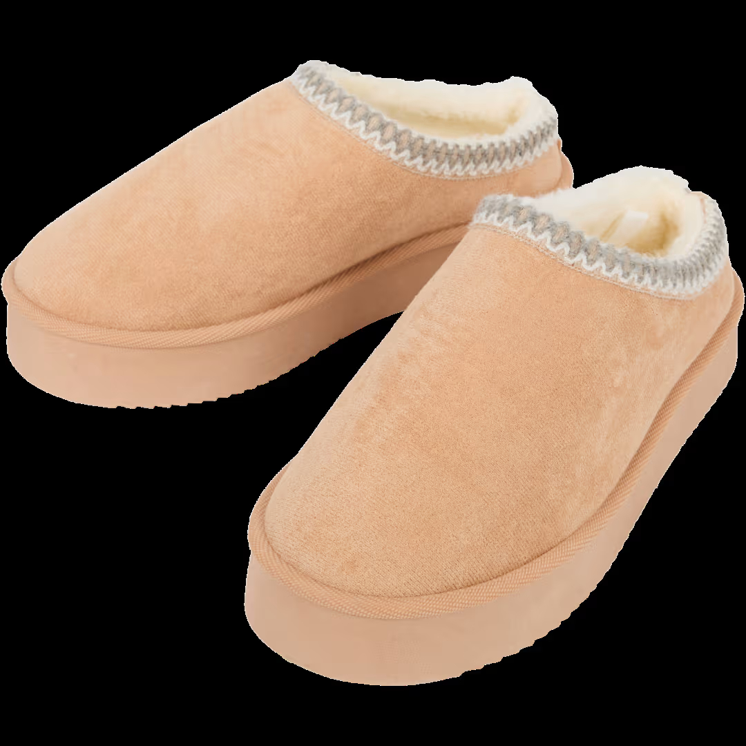 Zoom sur les chaussons mules : un concentré de douceur et de style