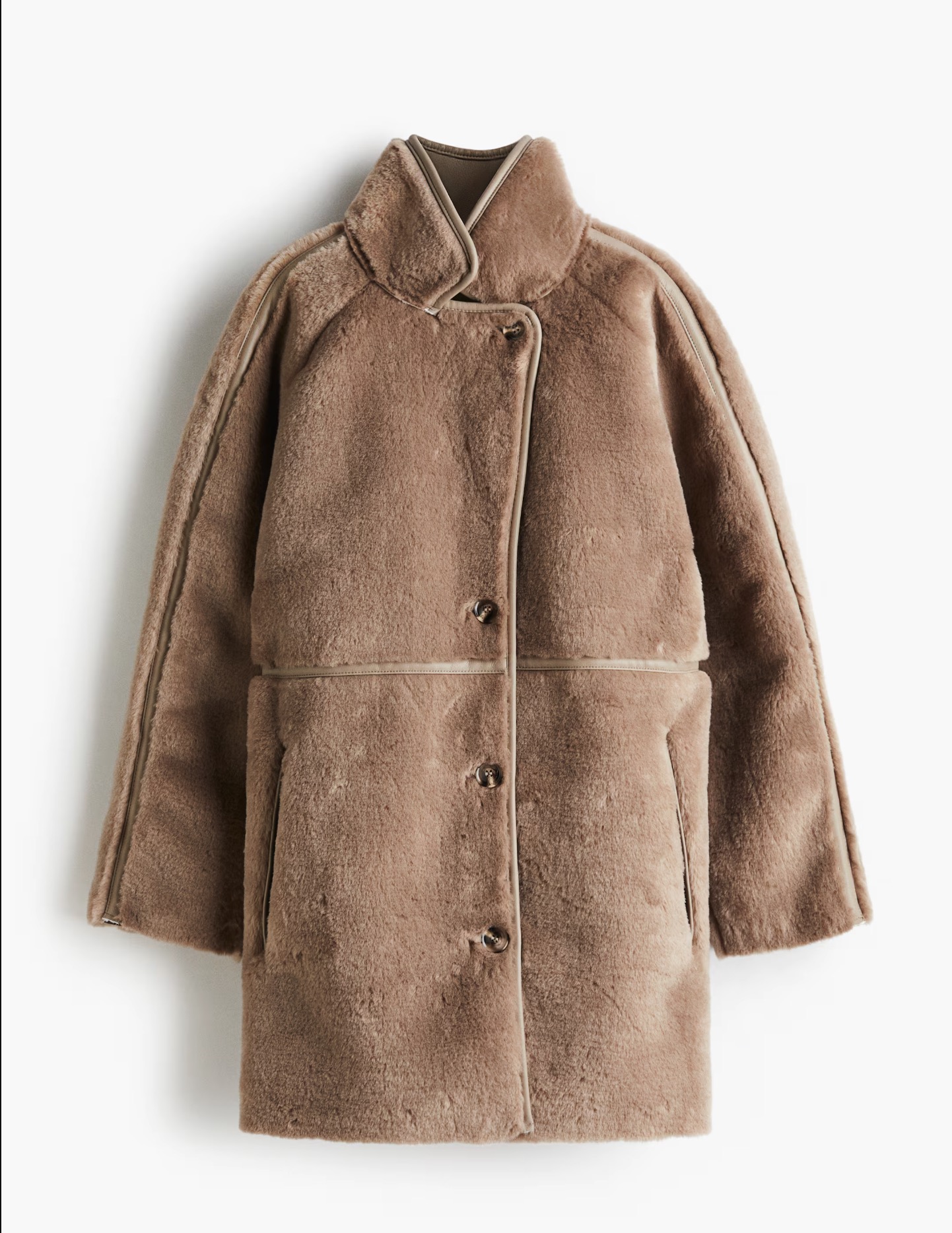 La pépite H&M qui fait l'unanimité : le détail de ce manteau à 55 €