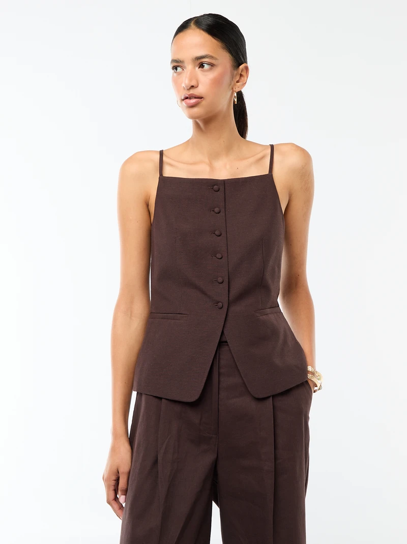 Les meilleures astuces de style pour adopter cette veste marron au quotidien