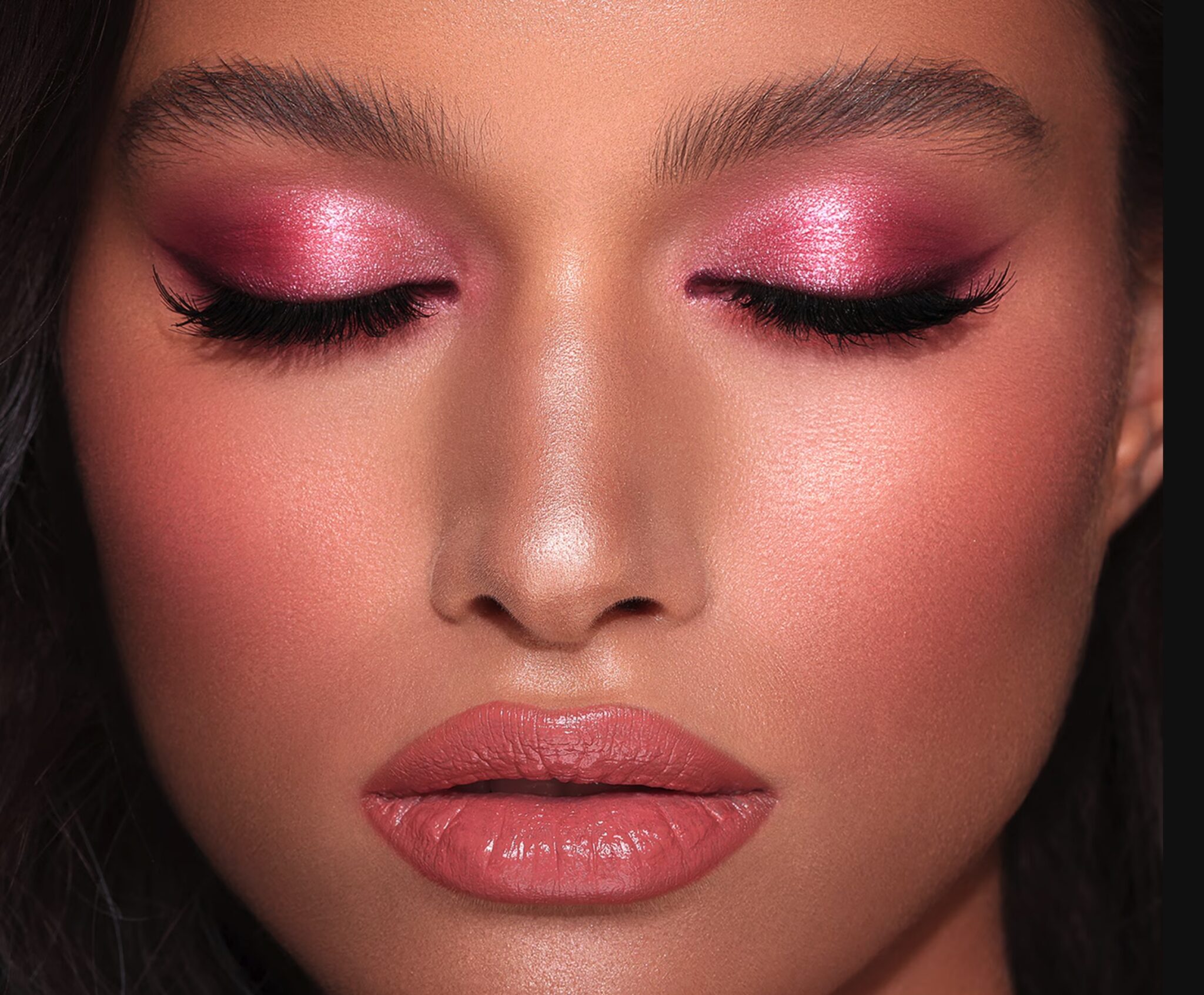 Pourquoi cette petite merveille surpasse les palettes les plus volumineuses